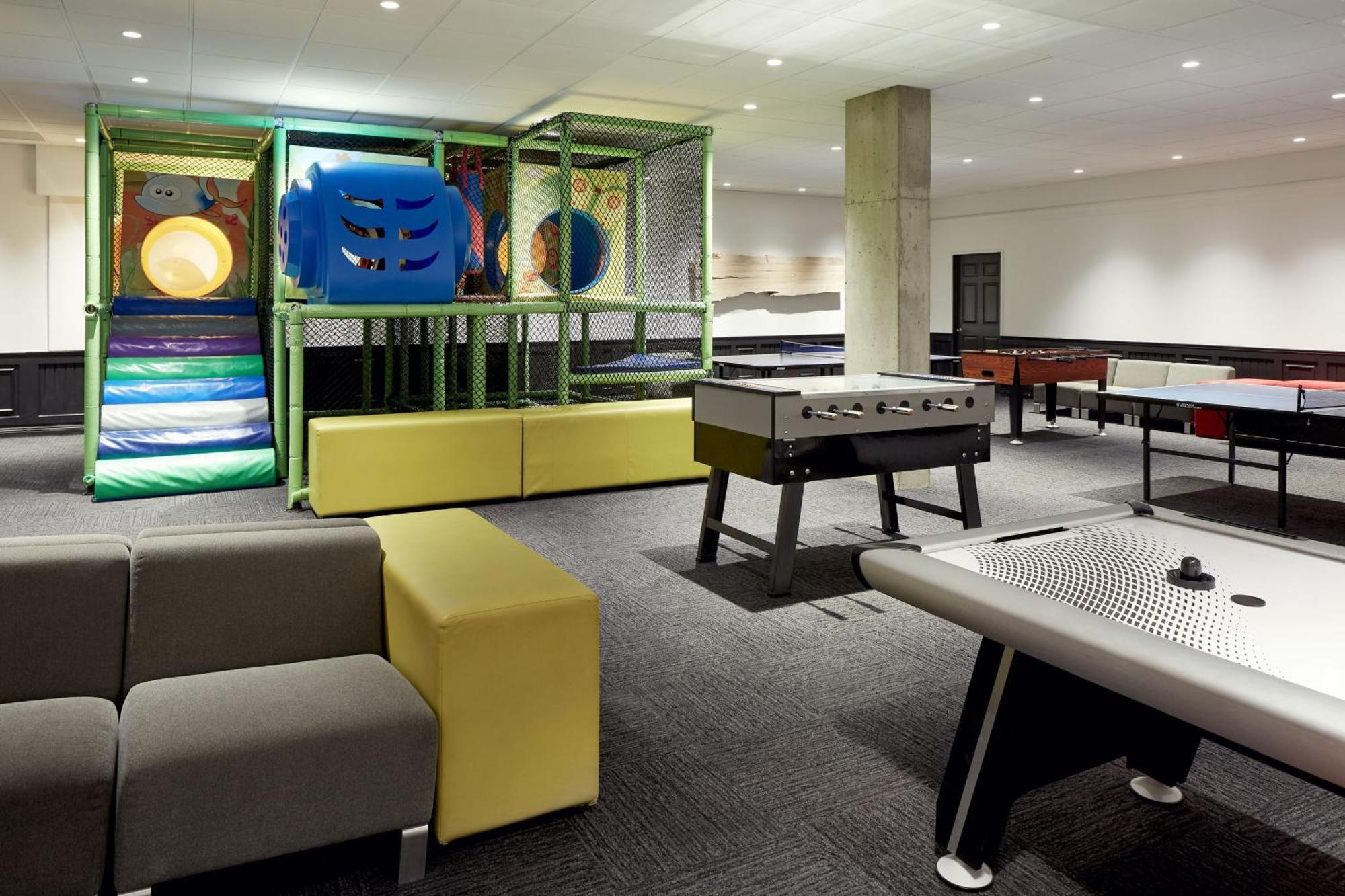Delta Hotels By Marriott Mont Sainte-Anne, Resort & Convention Center Beaupré Εξωτερικό φωτογραφία